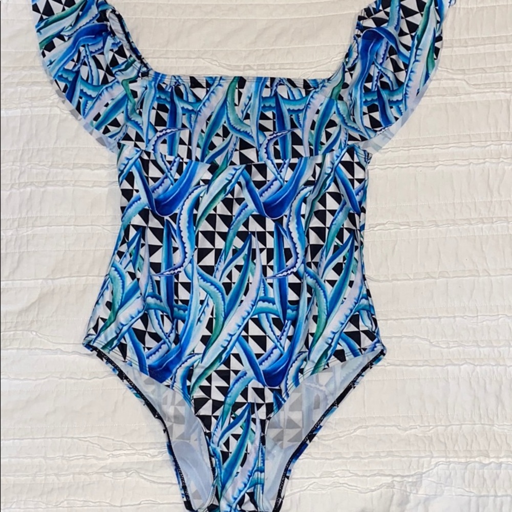 Ruffle Off Shoulder one piece Patterned Swimsuit